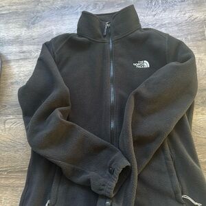 The north face women’s size M